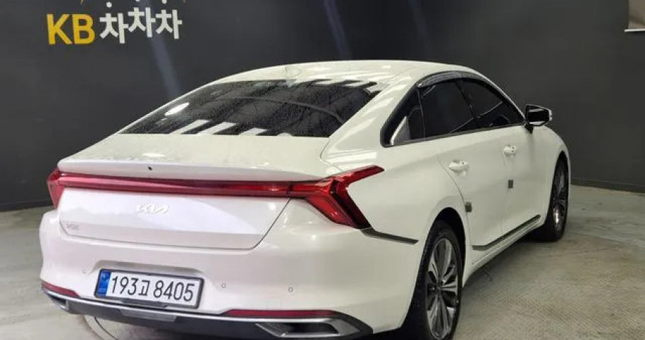 Kia K8 