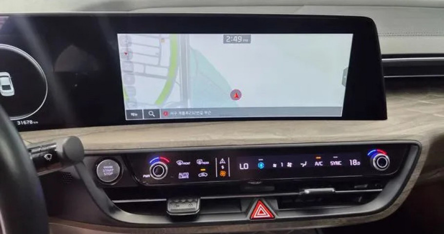 Kia K8 