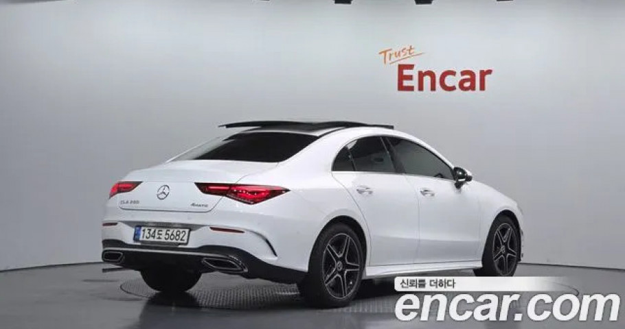 Mercedes-Benz Cla-Class 