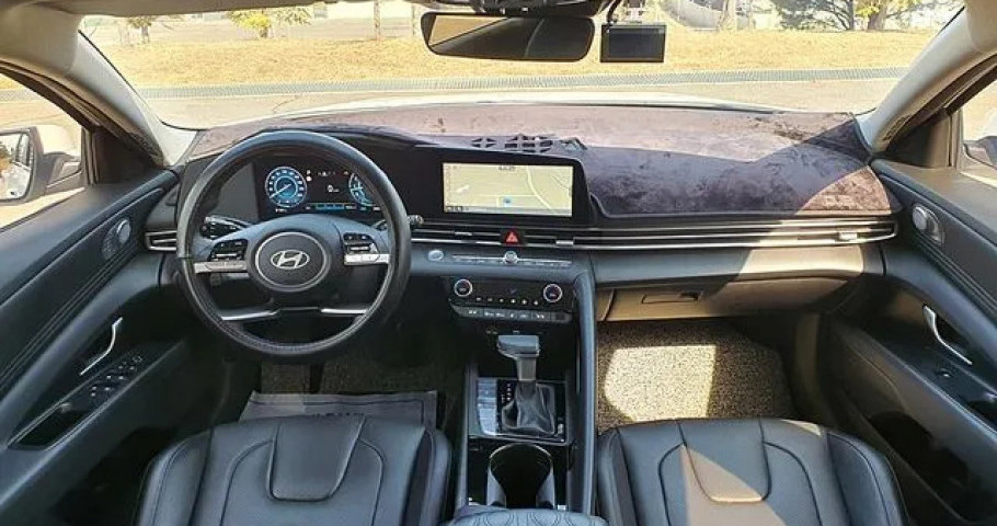 Hyundai Avante (Elantra) 