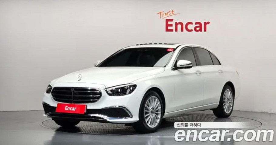 Mercedes-Benz E-Class 