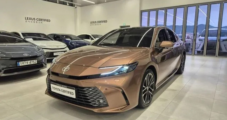Toyota Camry 