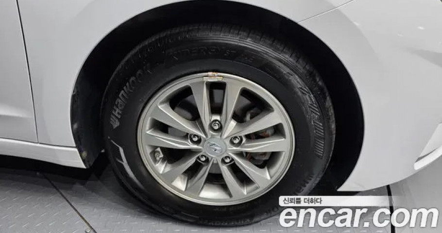 Hyundai Avante (Elantra) 