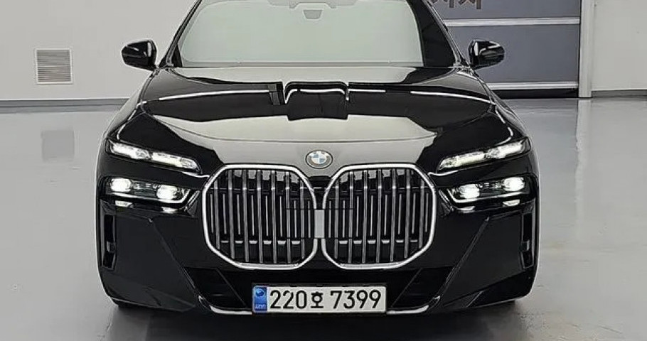 Bmw 7-Series 