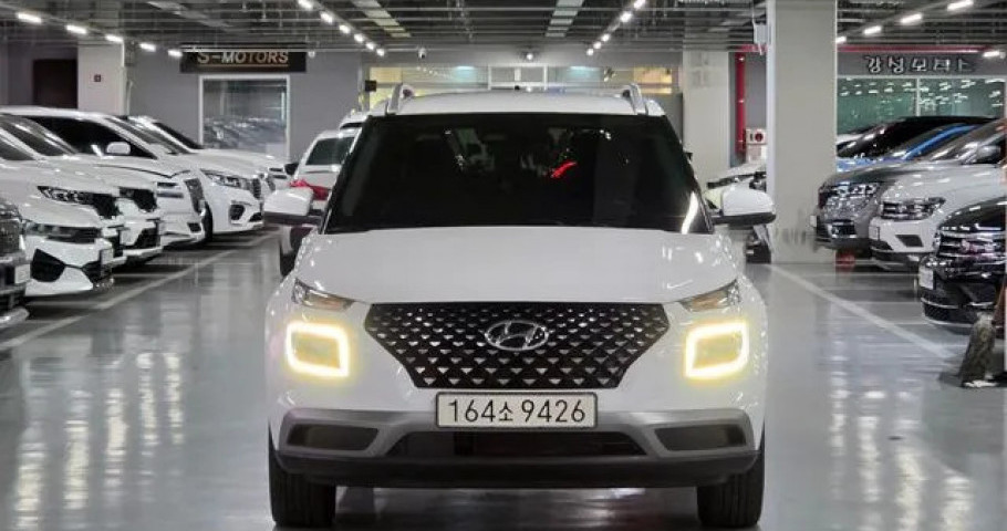 Hyundai Venue 