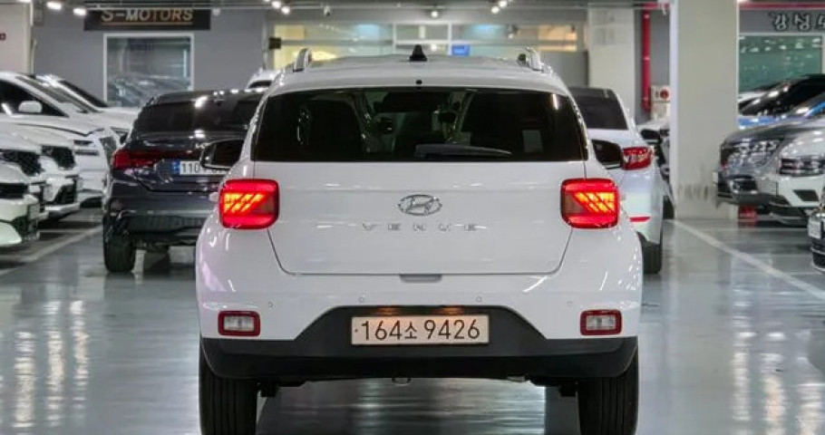 Hyundai Venue 