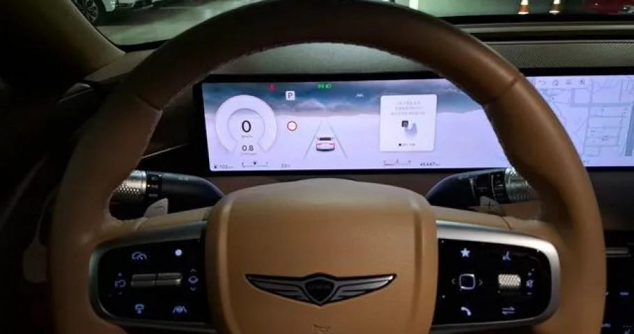 Genesis G80 