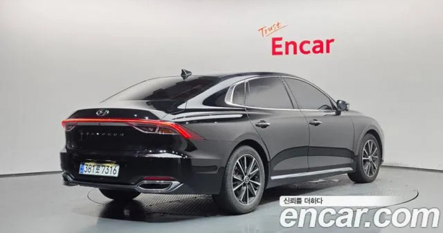 Hyundai Grandeur 