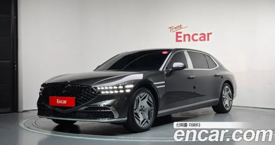 Genesis G90 