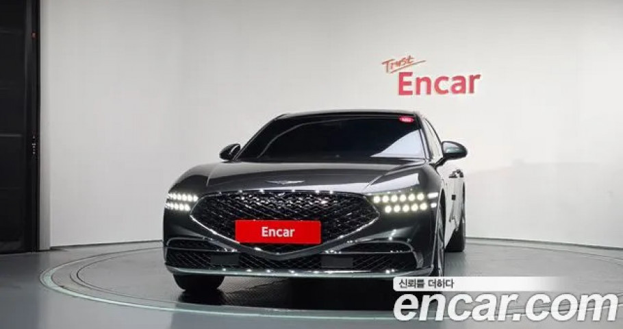 Genesis G90 