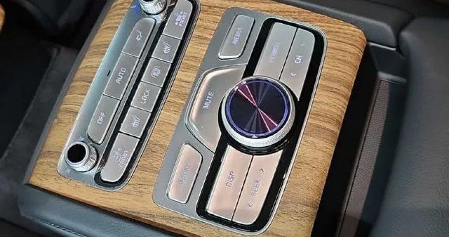 Kia K9 