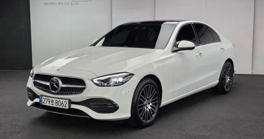 Mercedes-Benz C-Class 