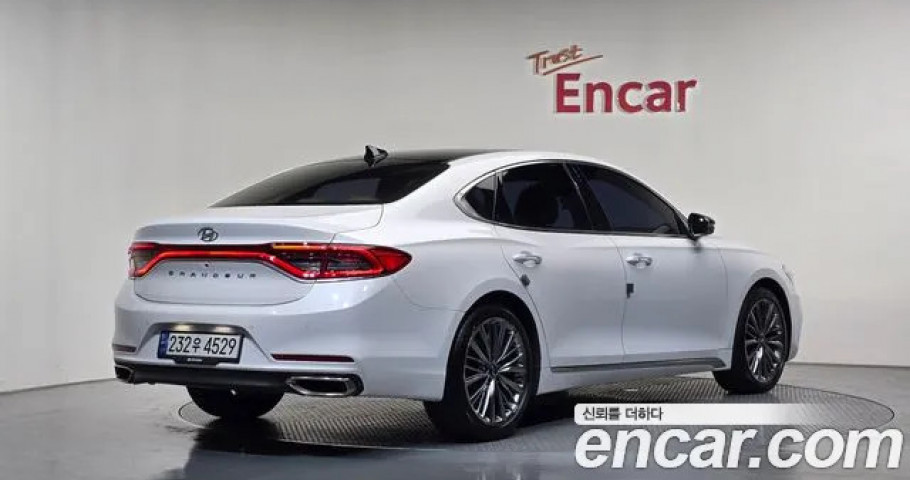 Hyundai Grandeur 