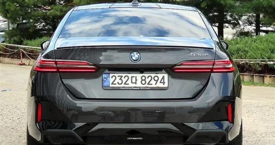 Bmw 5-Series 
