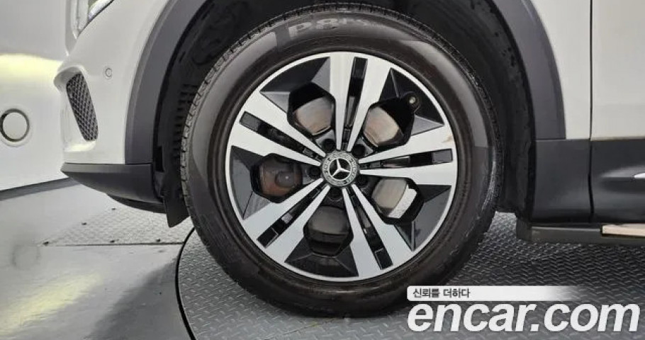 Mercedes-Benz Glb-Class 