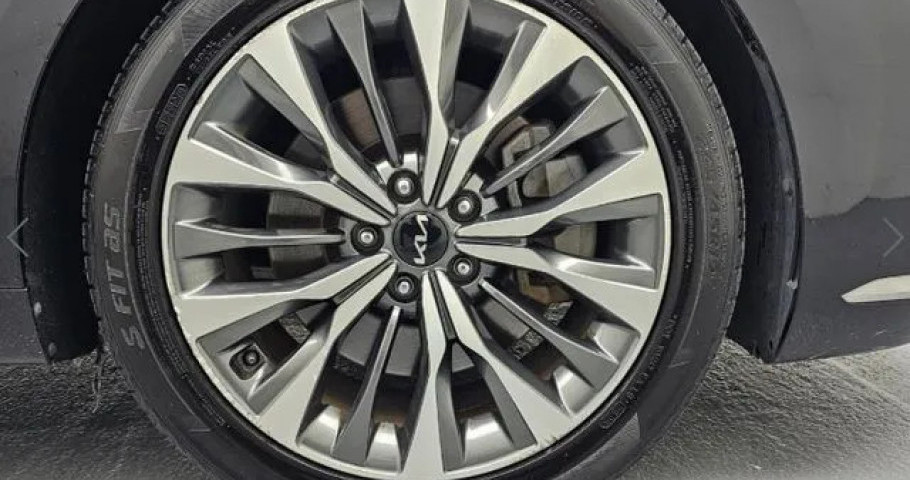 Kia K8 