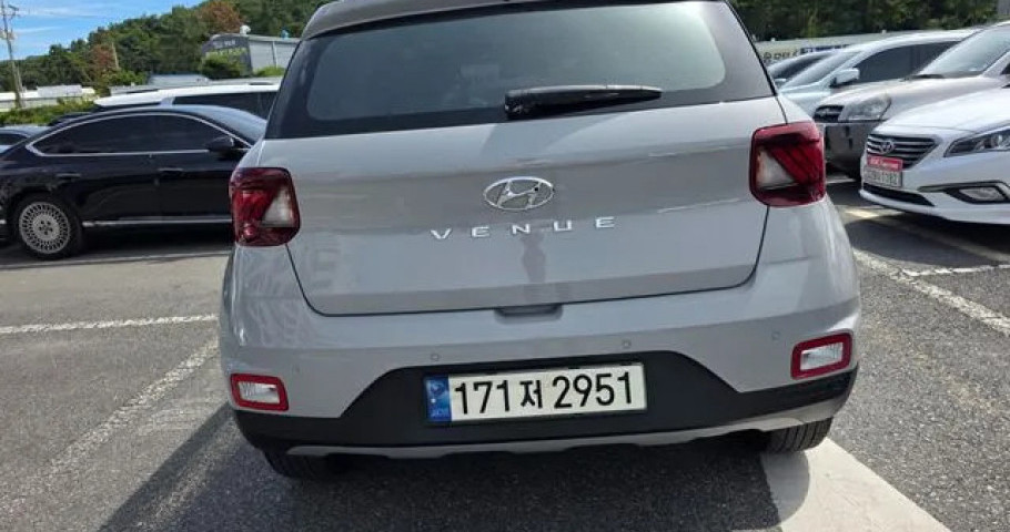 Hyundai Venue 