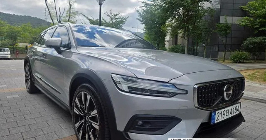 Volvo V60 