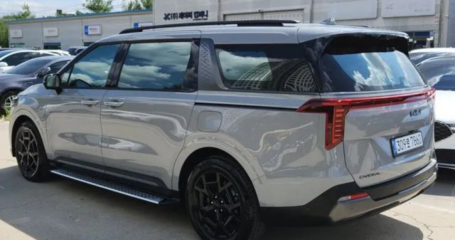 Kia Carnival 