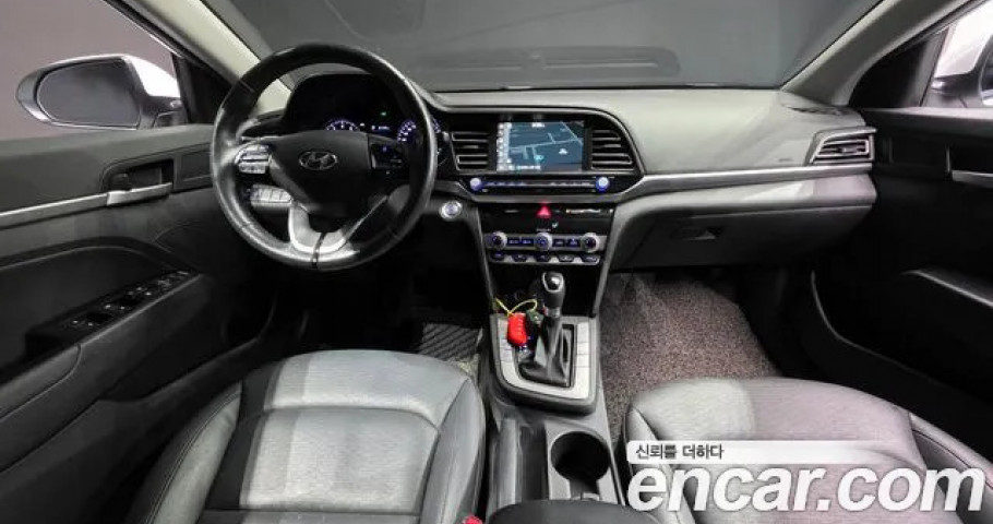 Hyundai Avante (Elantra) 