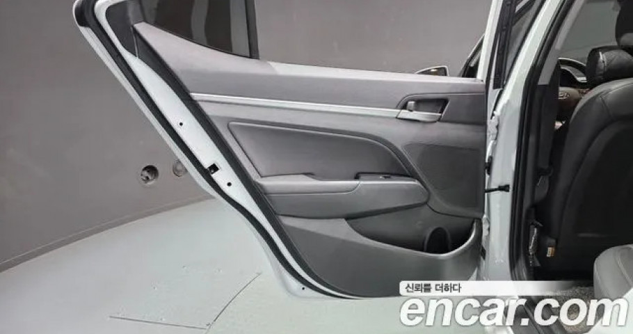 Hyundai Avante (Elantra) 