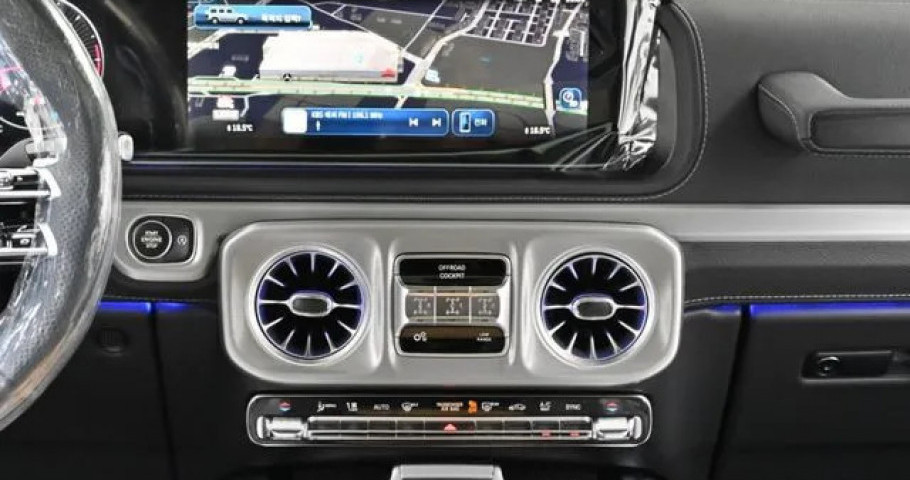 Mercedes-Benz G-Class 