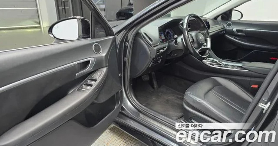 Hyundai Sonata 