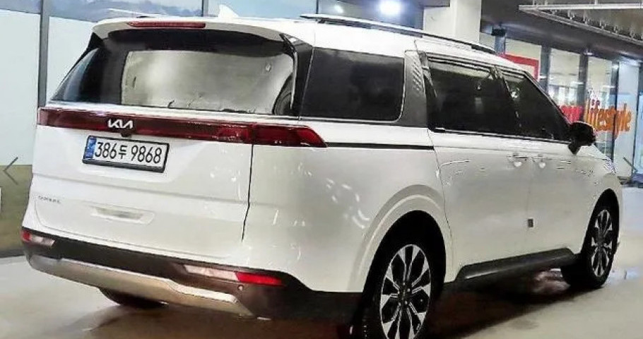 Kia Carnival 