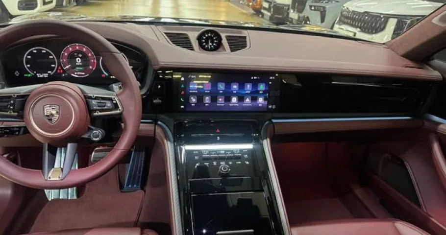 Porsche Panamera 