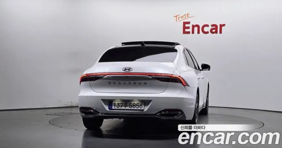 Hyundai Grandeur 