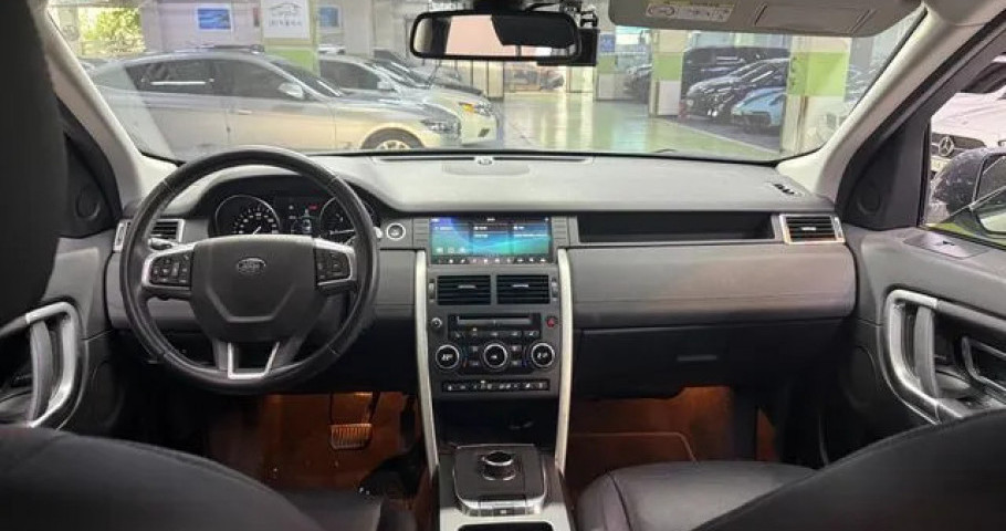 Land Rover Discovery Sport 