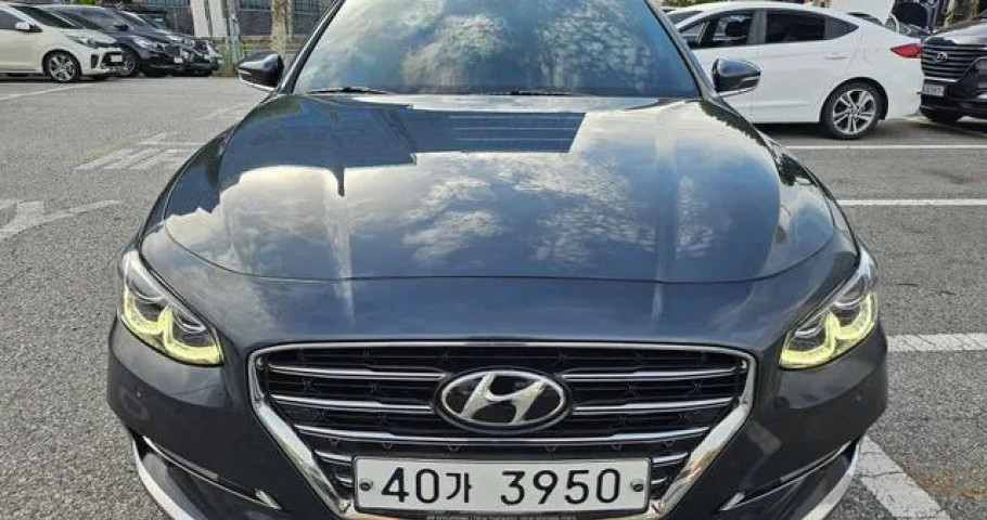 Hyundai Grandeur 