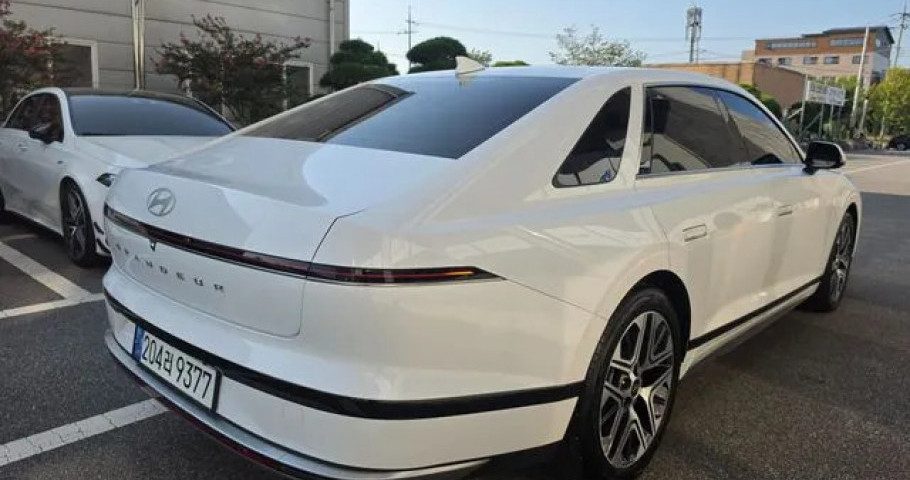 Hyundai Grandeur 
