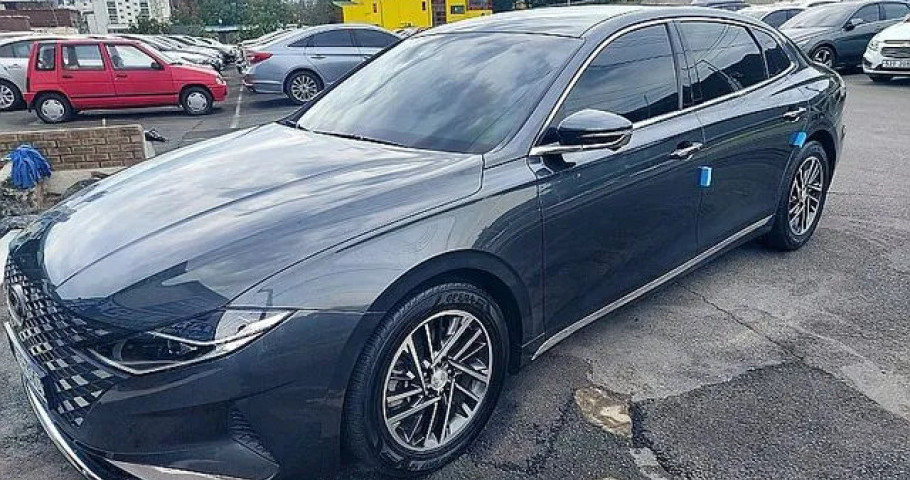 Hyundai Grandeur 