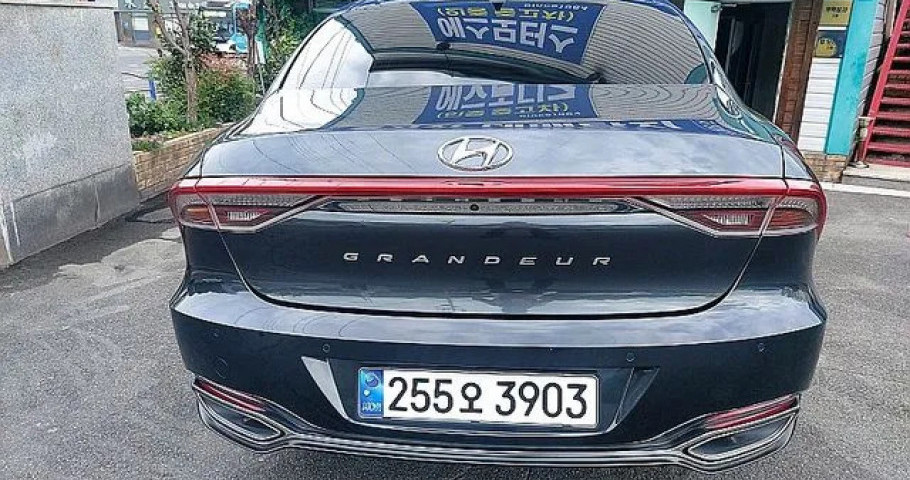 Hyundai Grandeur 