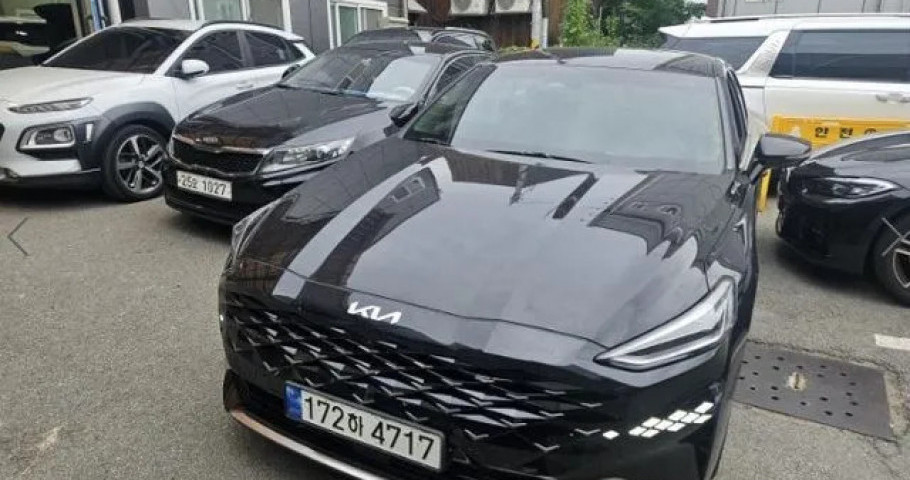 Kia K8 