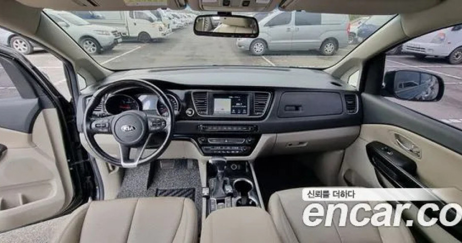 Kia Carnival 