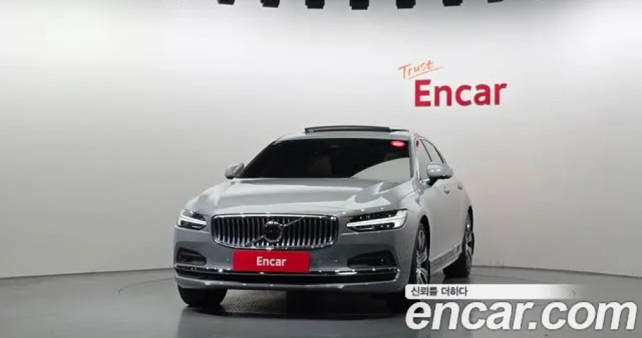 Volvo S90 