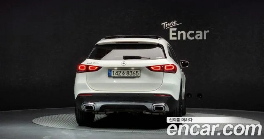 Mercedes-Benz Gla-Class 
