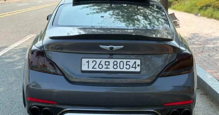 Genesis G70 