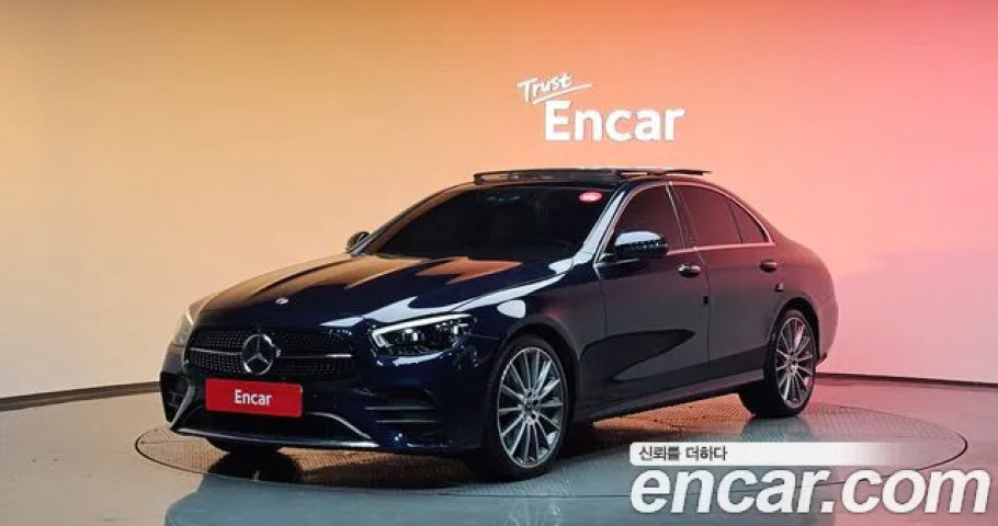 Mercedes-Benz E-Class 
