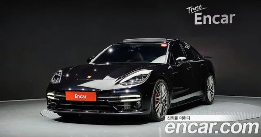 Porsche Panamera 