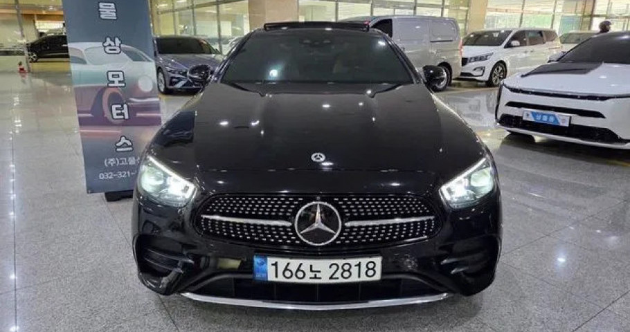 Mercedes-Benz E-Class 