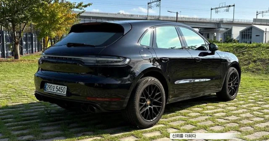 Porsche Macan 