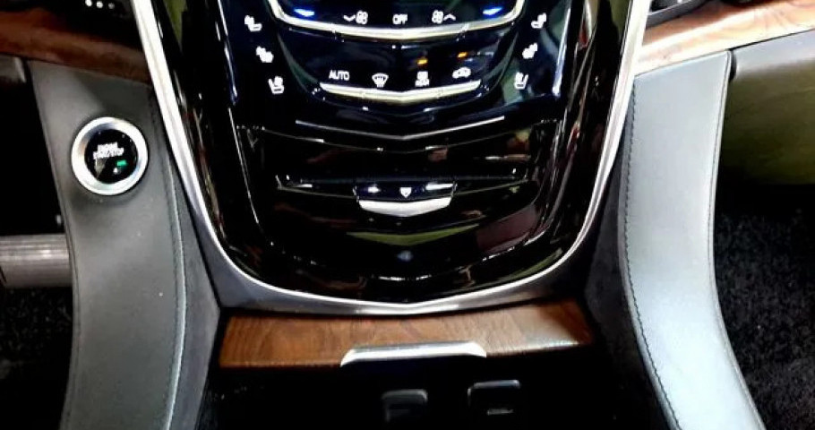 Cadillac Escalade 