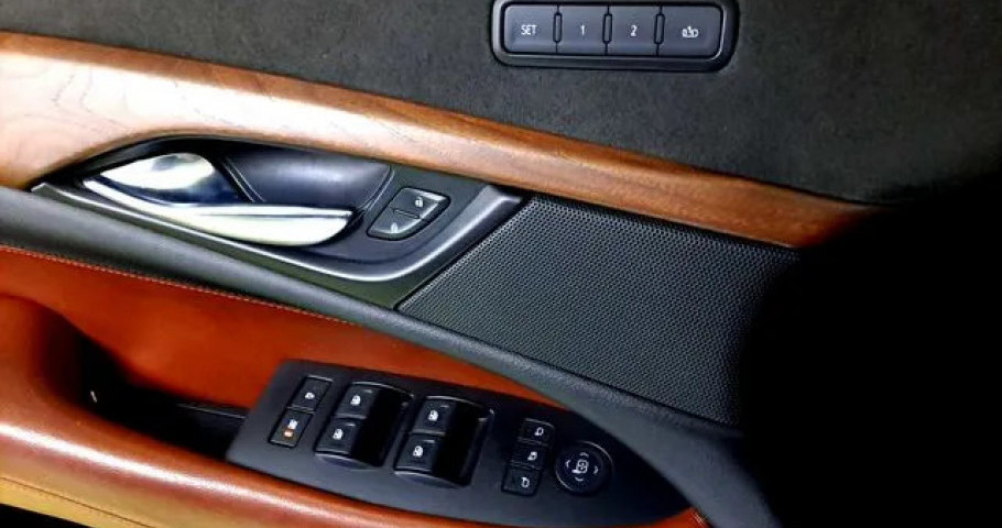 Cadillac Escalade 