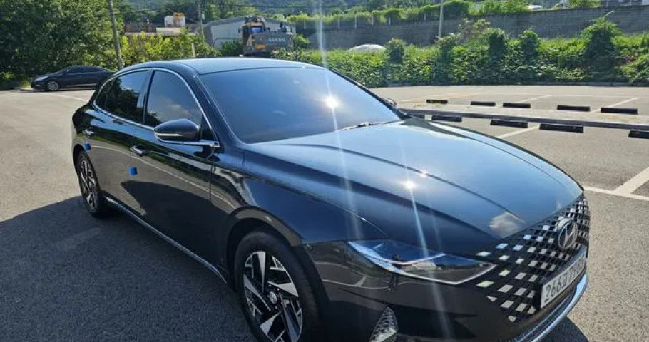 Hyundai Grandeur 