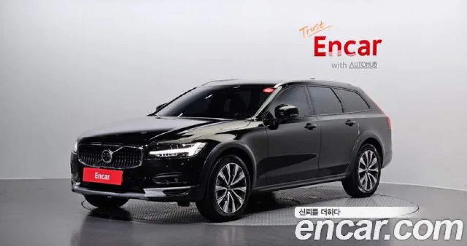 Volvo V90 