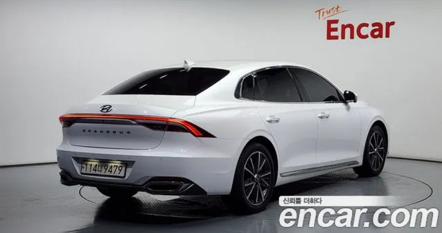 Hyundai Grandeur 