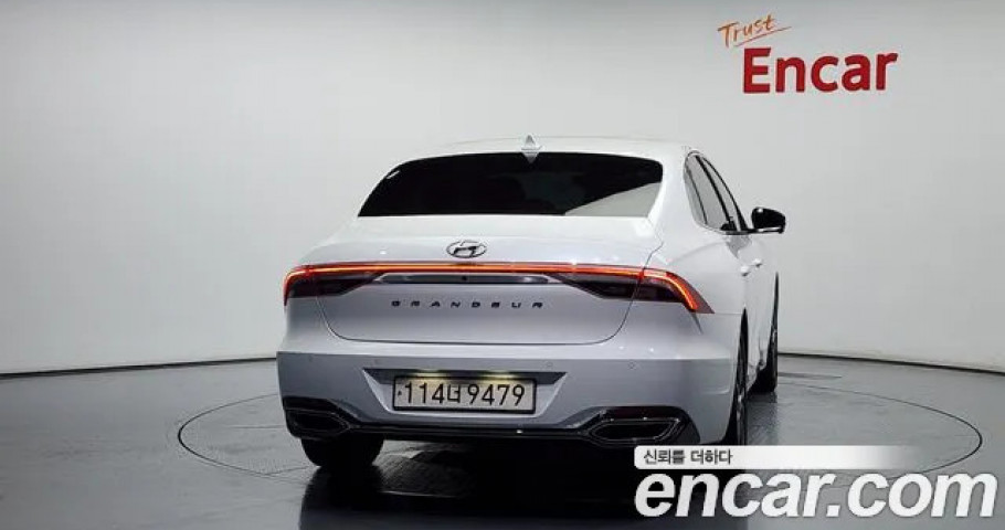 Hyundai Grandeur 